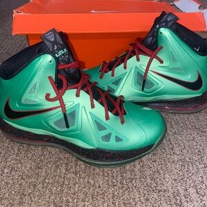 LeBron 10 cutting jades
